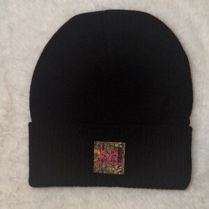 Realtree Black Beanie with Pink Logo